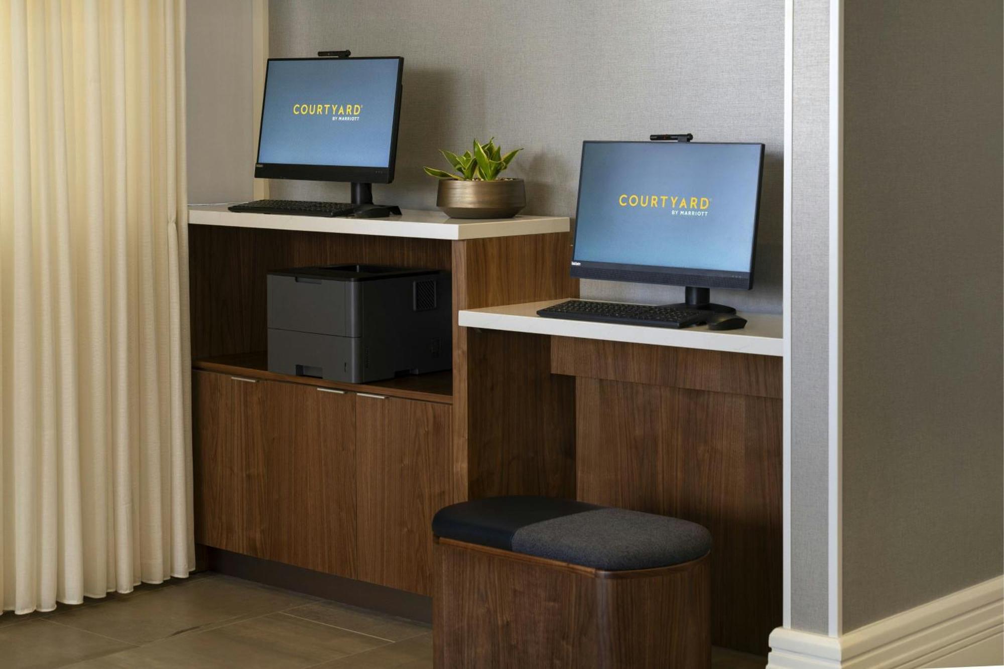 Courtyard By Marriott Long Beach Downtown Extérieur photo